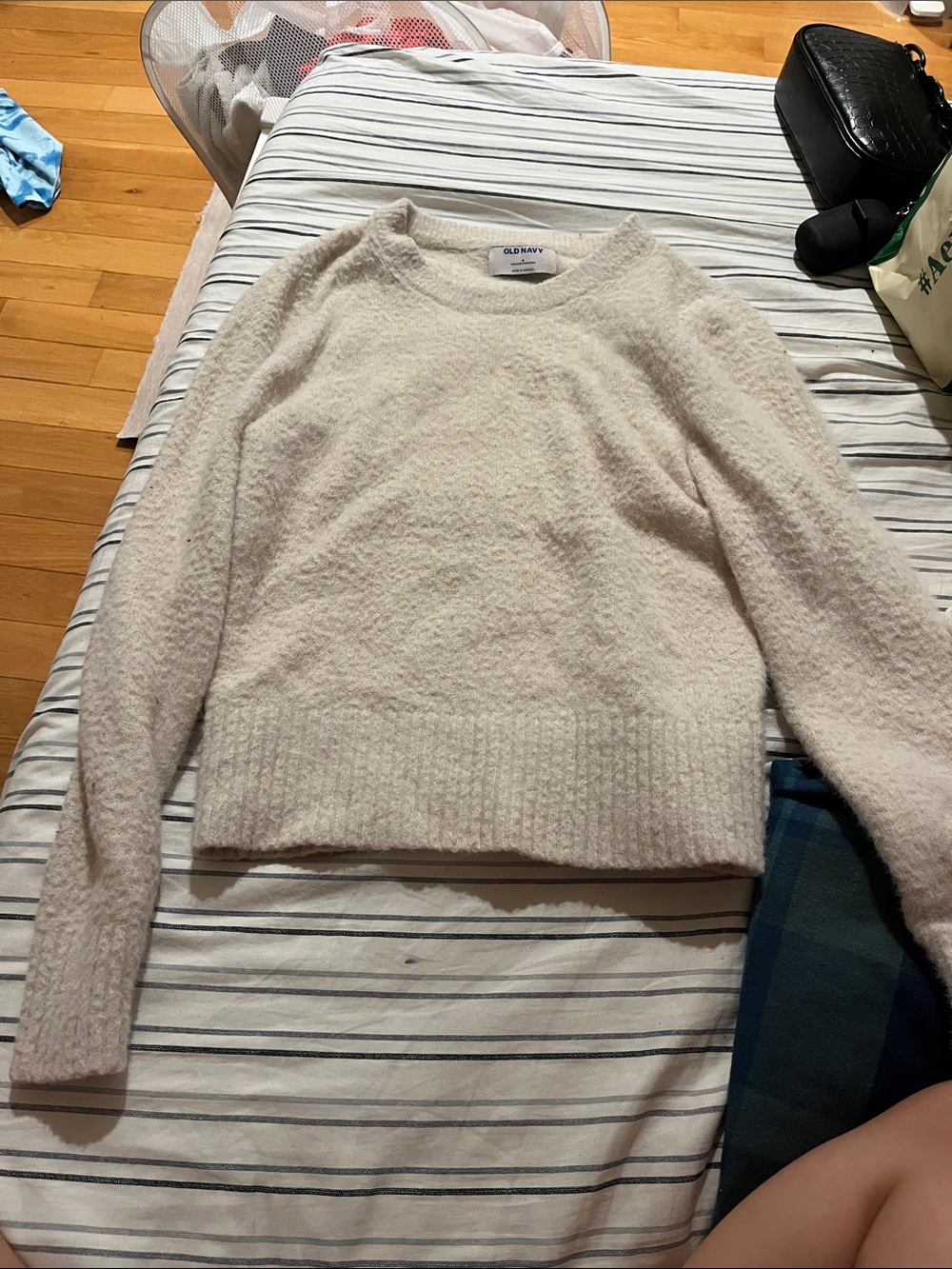 Old Navy Cream Textured Cozy Crewneck Sweater